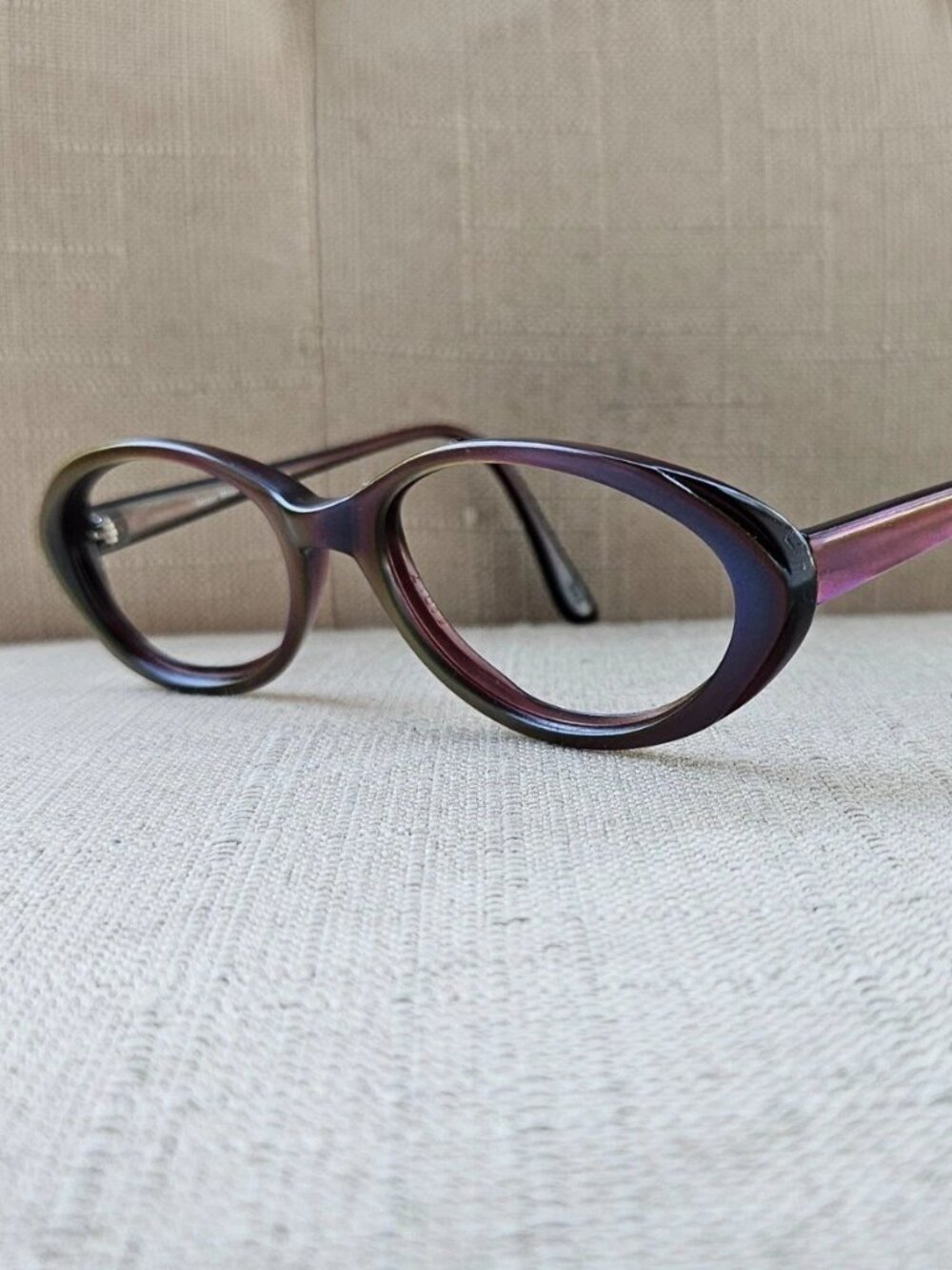 Vintage Nicole Miller Oval Eyeglasses LAVA Lamo Kaleidoscope Eyewear Glasses
